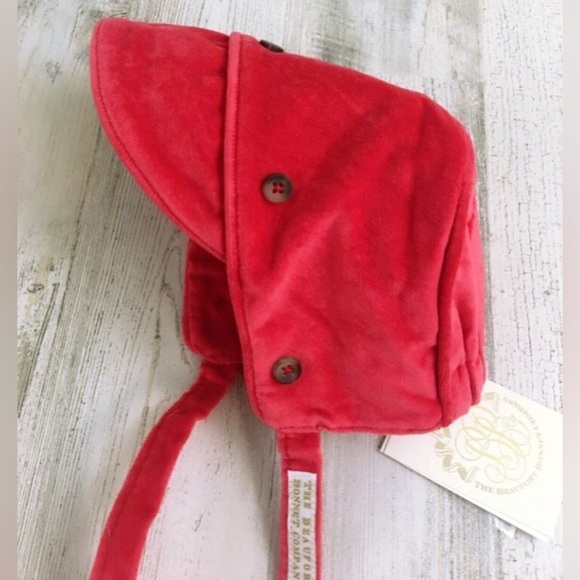The Beaufort Bonnet Company Barringer Bonnet Richmond Red Velveteen S 3-6m NWT - Picture 2 of 12